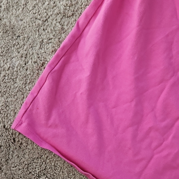 Pink Tee - Picture 4 of 4